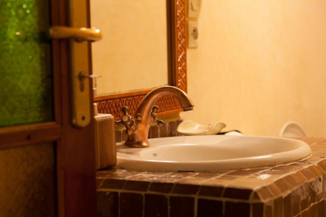 Riad Alhambra Harhoura Exterior photo